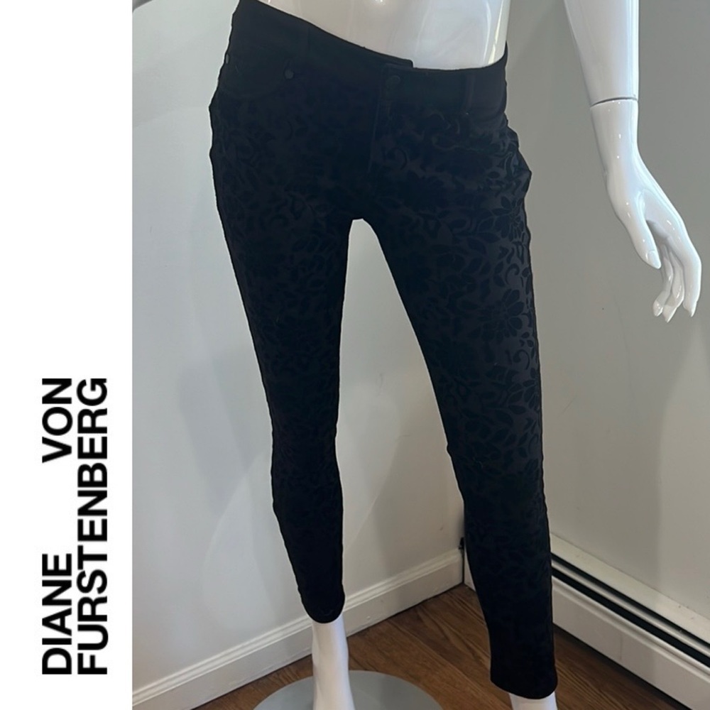 Diane Von Furstenberg Flocked Velvet Burnout Floral  Slim Fit Pants